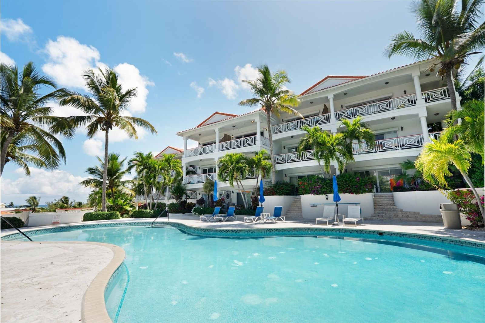 Queen Angel Resort